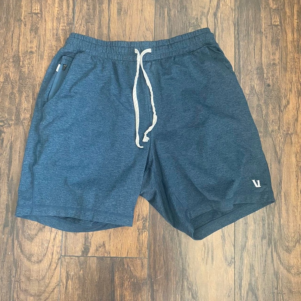 Navy blue “ponto” vouri shorts
